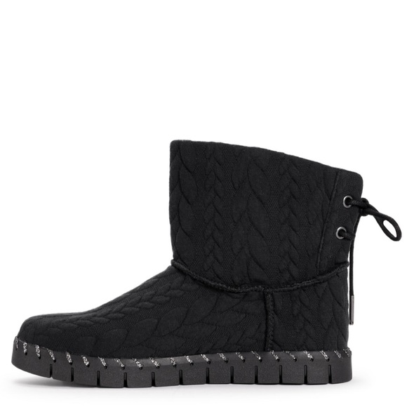 NIB Muk Luks Cable Knit Memory Foam Insole Lace-up Back Ankle Boots Black 8 - Picture 5 of 9